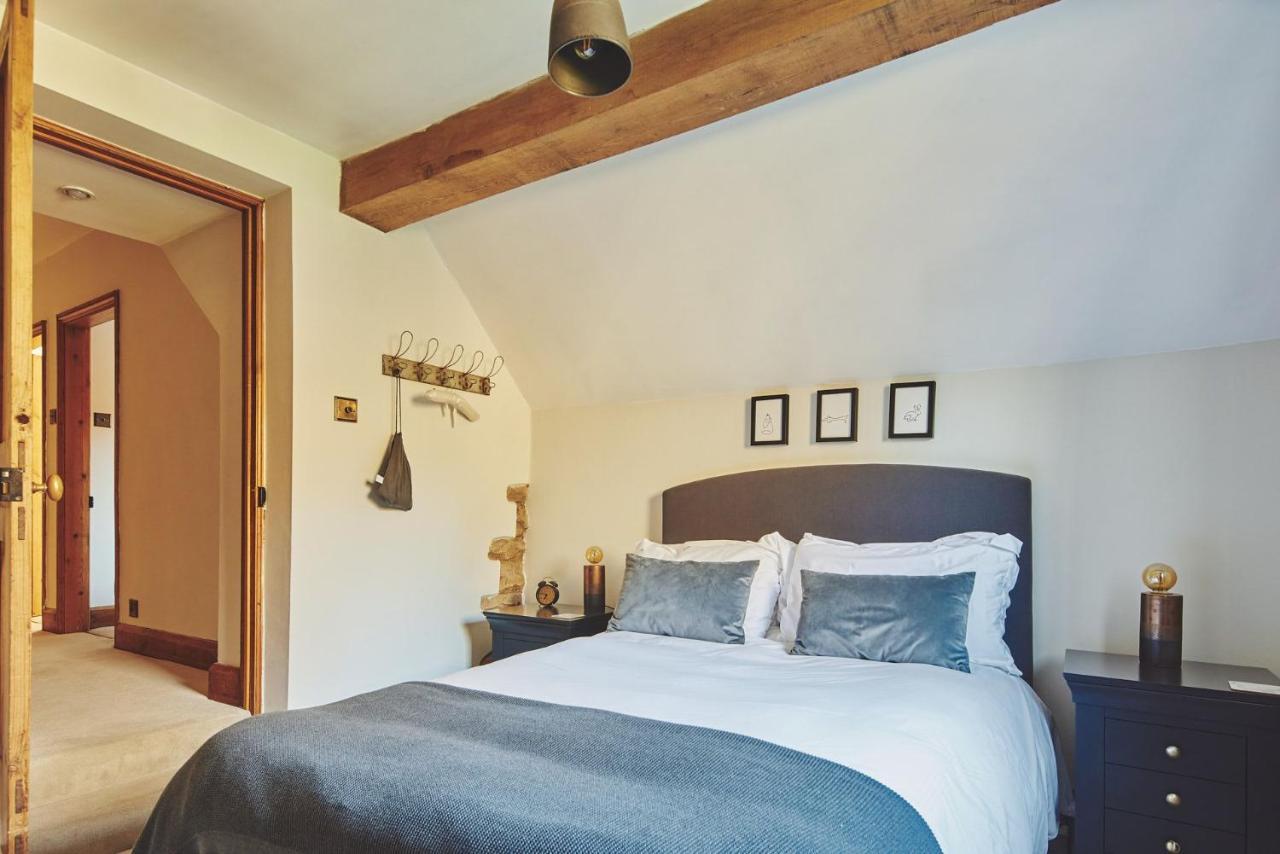 Large Stylish Luxury Cotswold Cottage - Ideal For Families, W/ Ev Charging Andoversford Zewnętrze zdjęcie