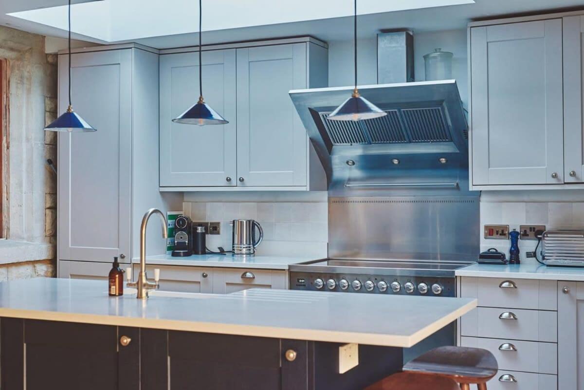 Large Stylish Luxury Cotswold Cottage - Ideal For Families, W/ Ev Charging Andoversford Zewnętrze zdjęcie