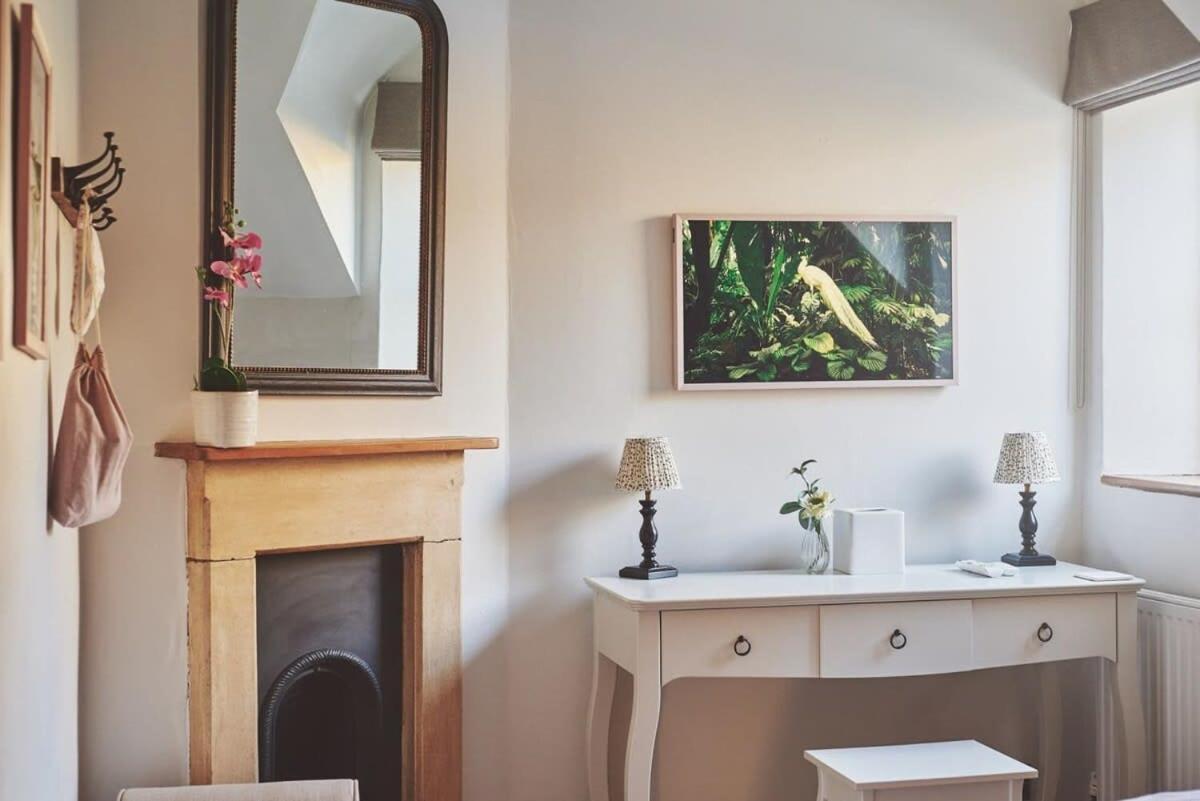 Large Stylish Luxury Cotswold Cottage - Ideal For Families, W/ Ev Charging Andoversford Zewnętrze zdjęcie